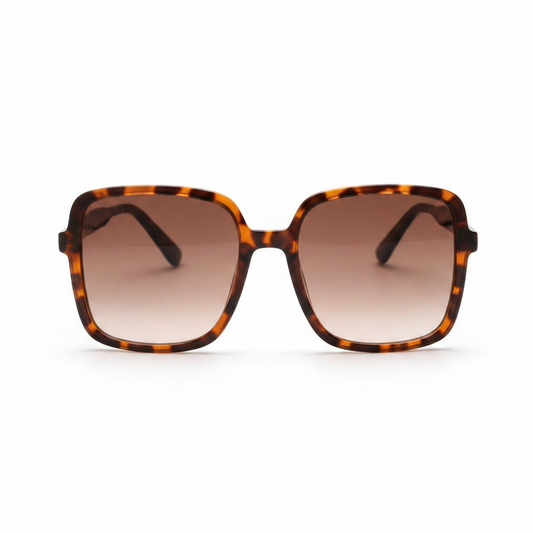 Comfortable sunglasses with lenses that protect against sunlight and humidity.
